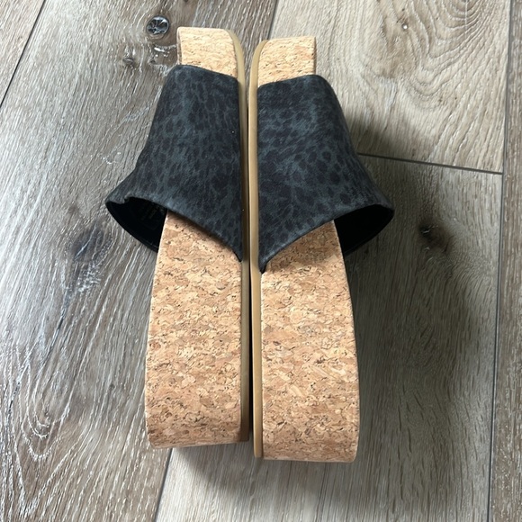 Veronica Beard Dresdyn Platform Cork Slide Sandal in Leopard Suede - Picture 8 of 10